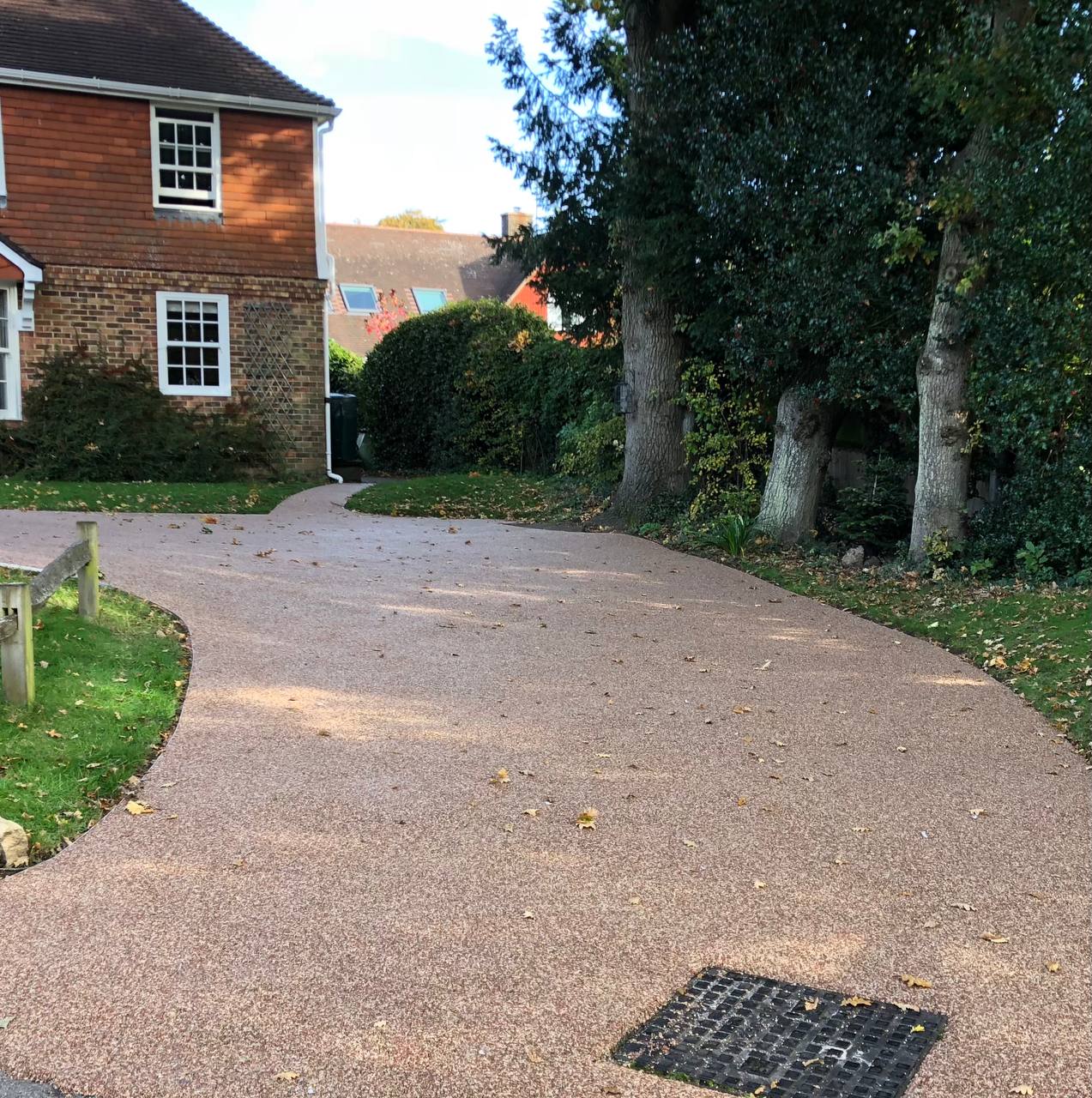 Untitled design (12) This is a photo of a Resin bound driveway carried out in a district of Cardiff. All works done by Resin Driveways Cardiff